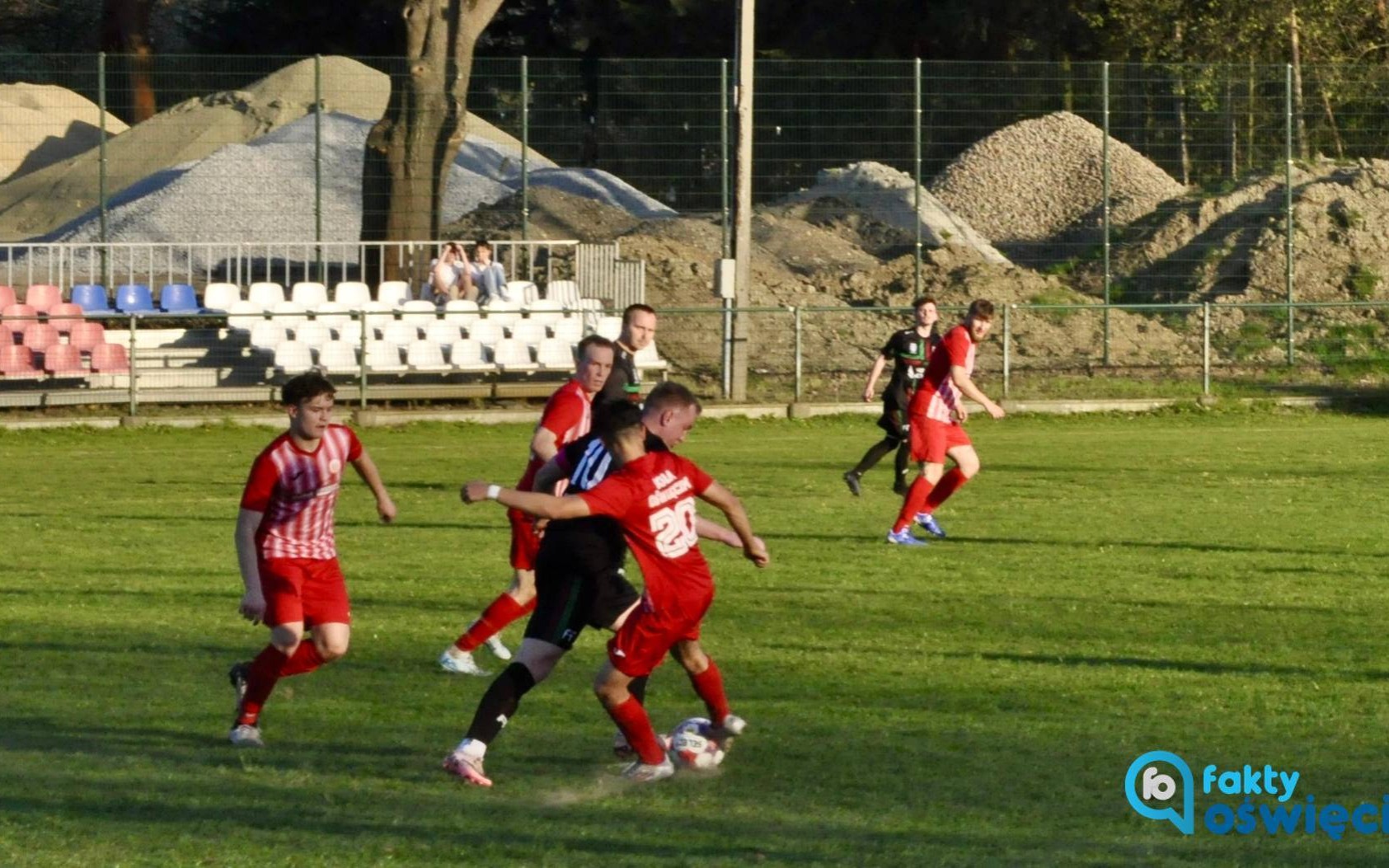 Niwa gromi i awansuje na pozycję wicelidera