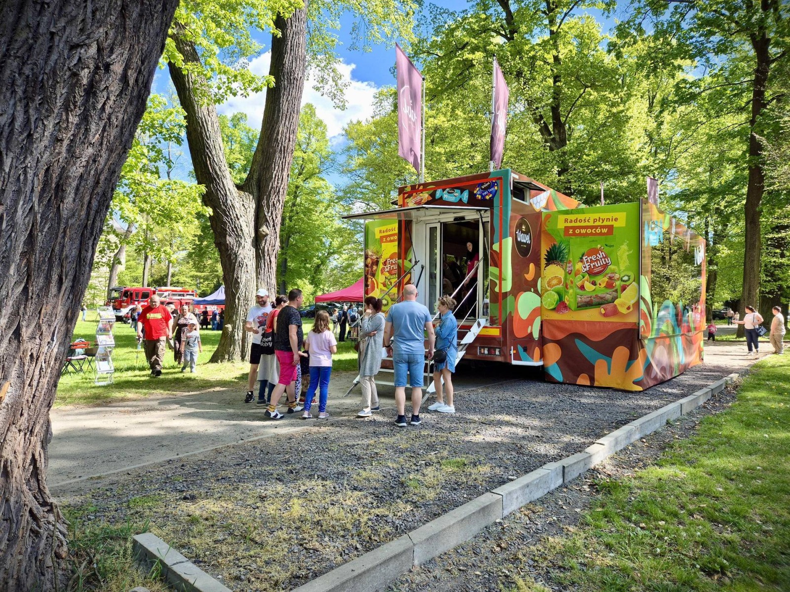 Czekoladowa ciężarówka Wawelu w sercu Oświęcimia – FOTO