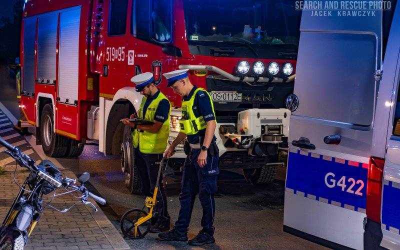32-latek spadł z roweru elektrycznego. Ma poważne obrażenia głowy