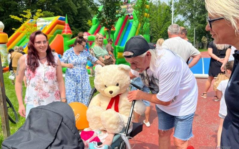 Święto dzieci, empatia i pomoc. Oświęcim w formie – FILMY, FOTO