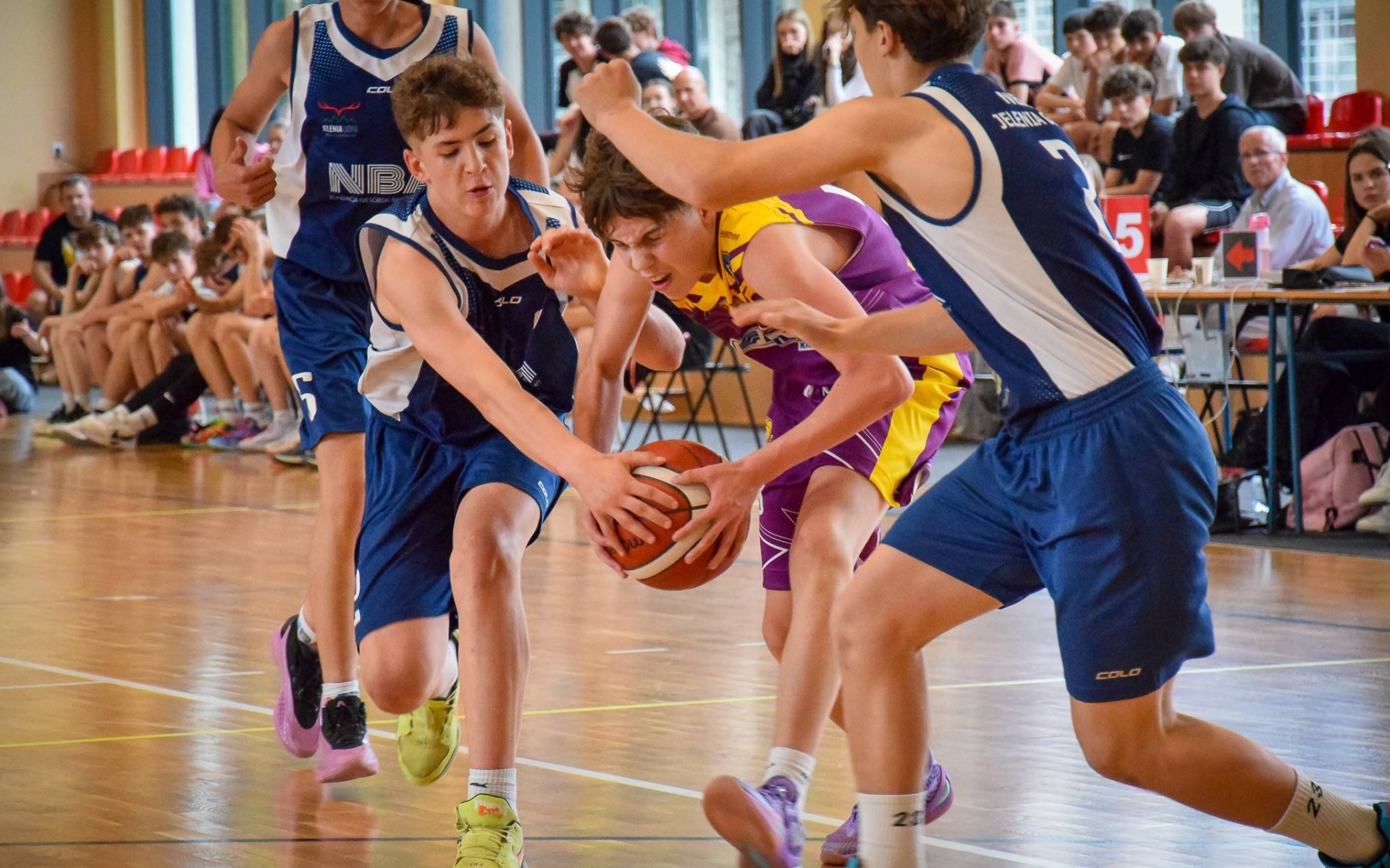 Koszykarska Dwójka na krajowym topie – FOTO