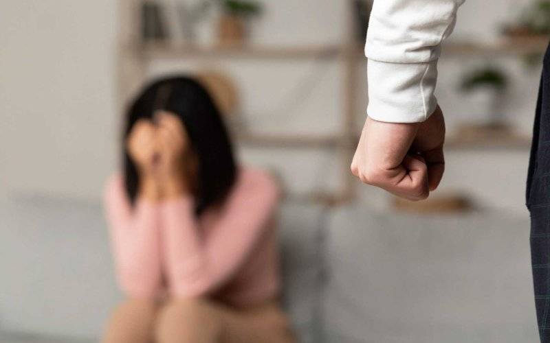 Od wielu miesięcy znęcali się nad kobietami