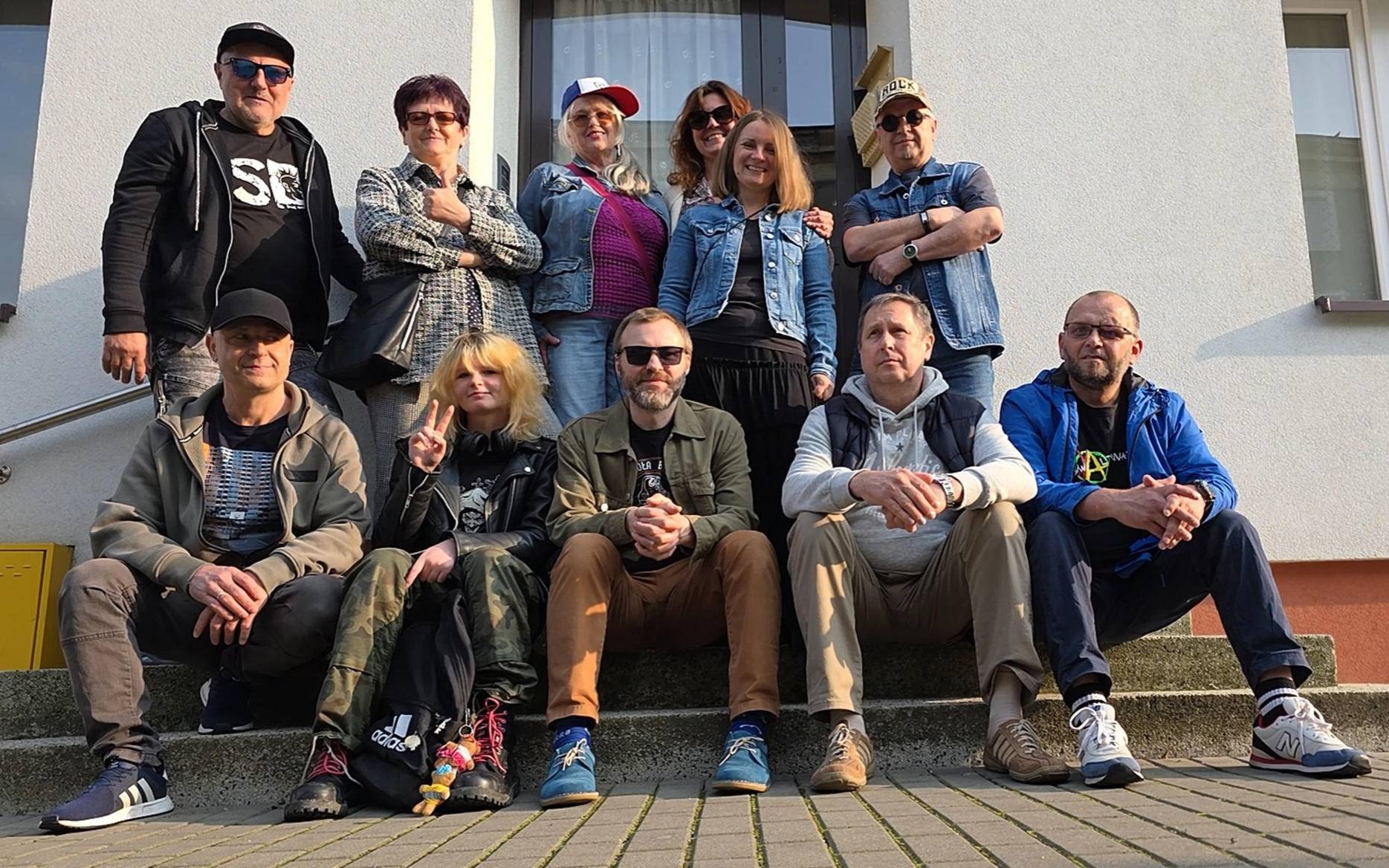 „Nietolerancja”. Stare Dziady komentują rzeczywistość – FILM