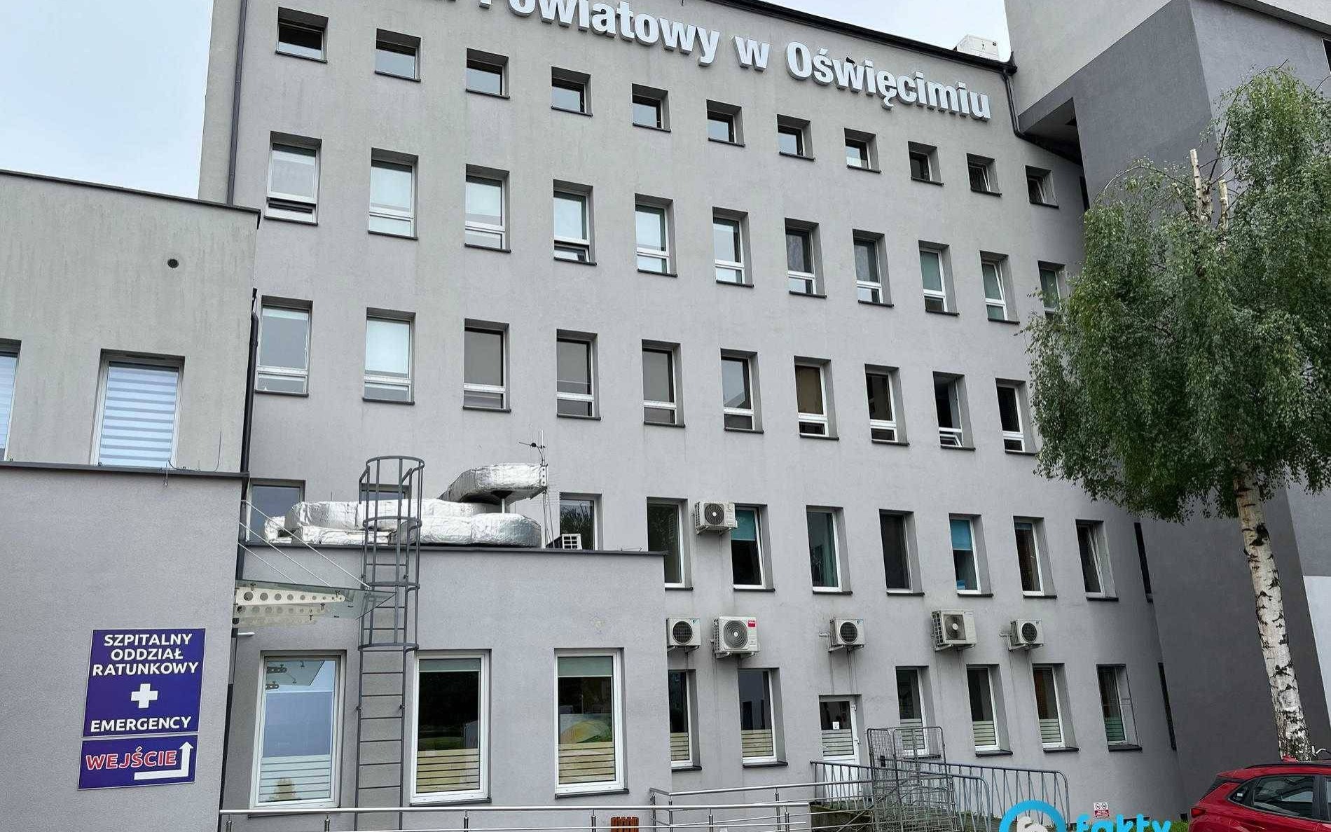 W wakacje szpital staje się przechowalnią seniorów