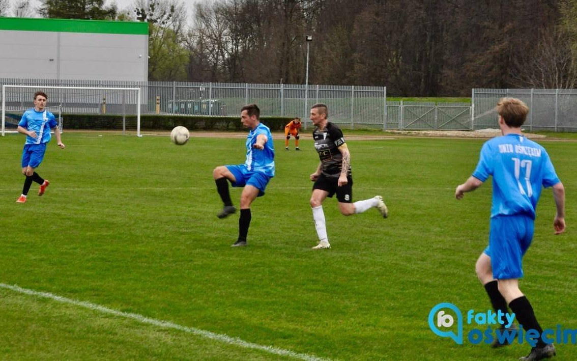 Transfery i mecze kontrolne przed sezonem