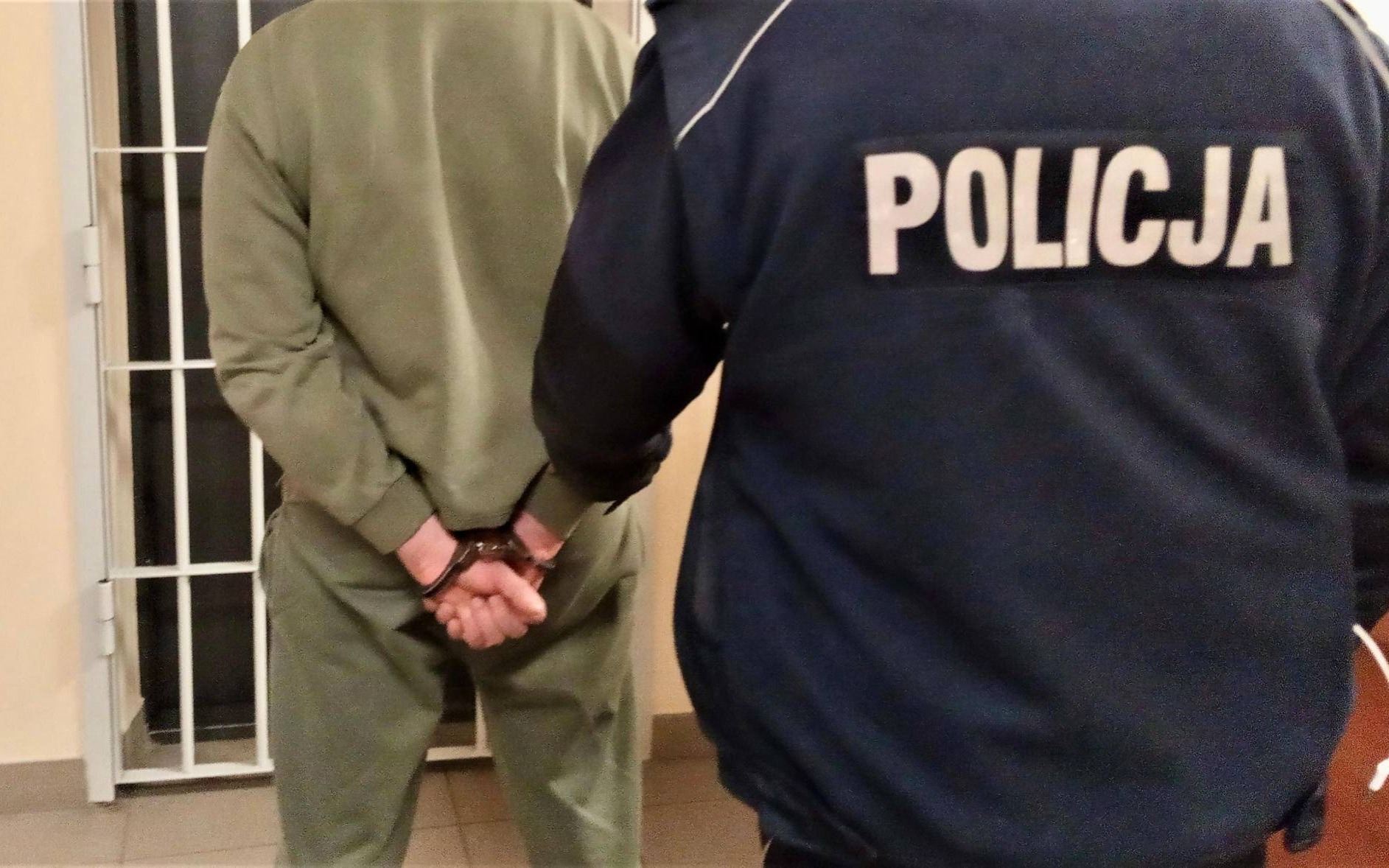 Sześciu poszukiwanych w rękach policji