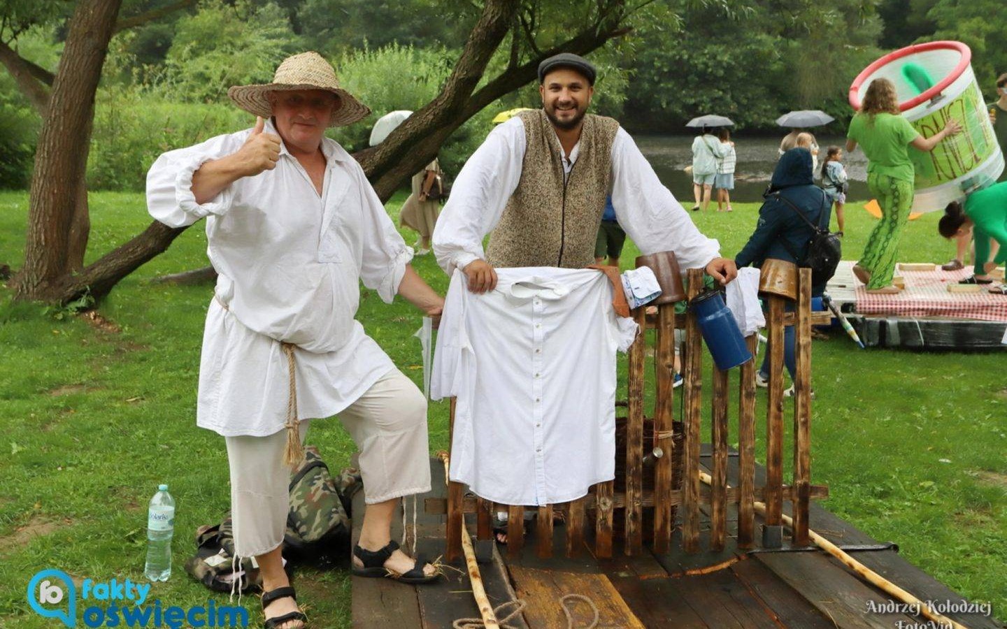 Kargule i Pawlaki najlepsi w 2. Spływie na byle czym – FILM, FOTO