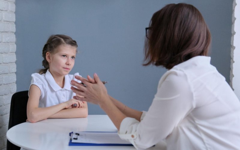 Zdrowie psychiczne dzieci – jak dbać o rozwój emocjonalny najmłodszych?