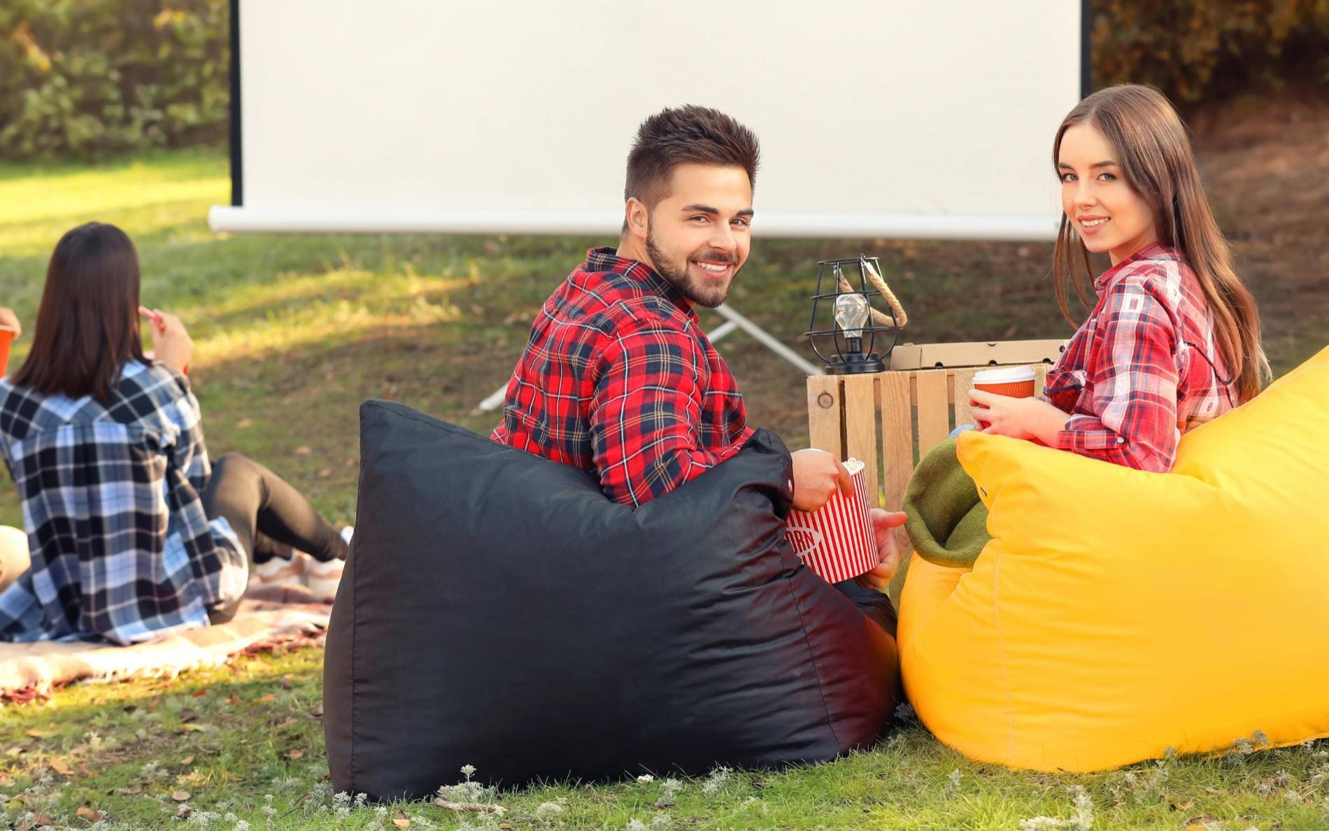 Dwa seanse, lemoniada, popcorn, czyli kino w parku Lipowym