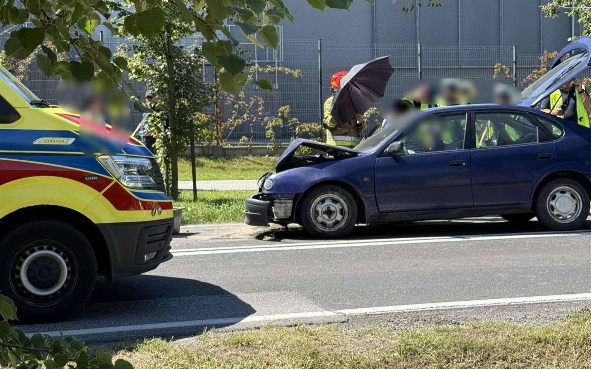Droga krajowa nr 44 zablokowana. LPR w akcji – FOTO
