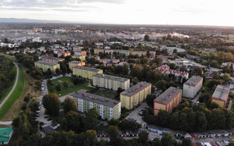 Oświęcim. Rekordowe zainteresowanie programem „Mieszkanie za remont”. Radni alarmują: „To loteria, a potrzeb są setki!”