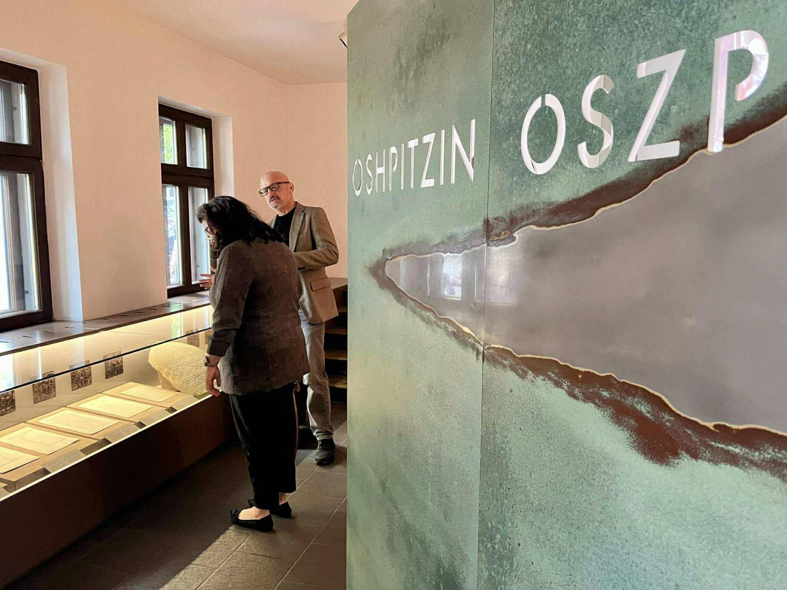 Nowa Konsul Generalna USA w Krakowie odwiedziła Oświęcim. Mocne słowa o pamięci i edukacji