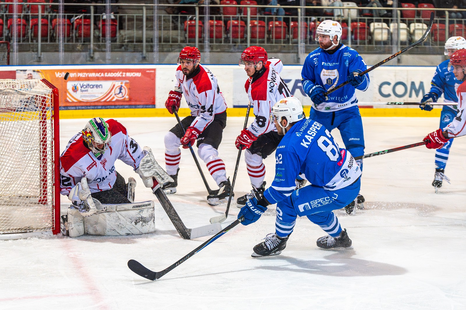 Unia Oświęcim znów na szczycie! Zwycięstwo nad Cracovią 4:2 i powrót na fotel lidera