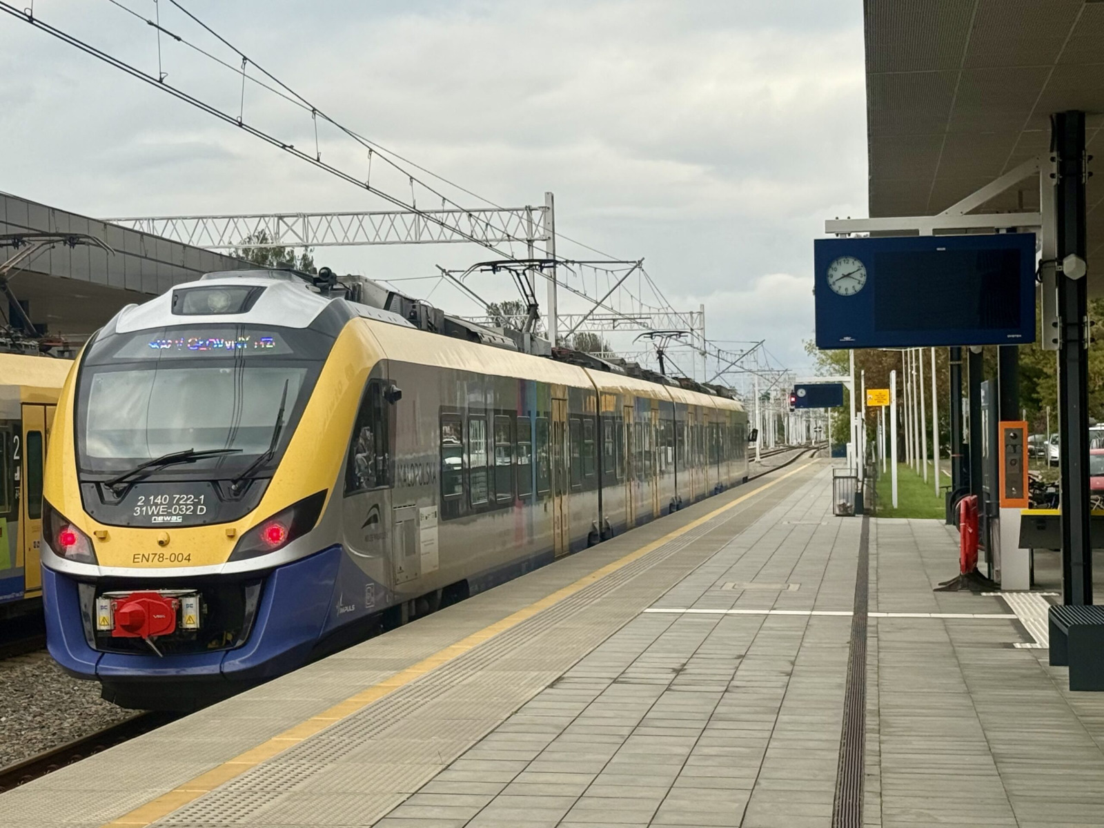 Rewolucja na dworcu w Oświęcimiu! Już wkrótce pasażerowie zobaczą nowoczesne ekrany i usłyszą inteligentne zapowiedzi