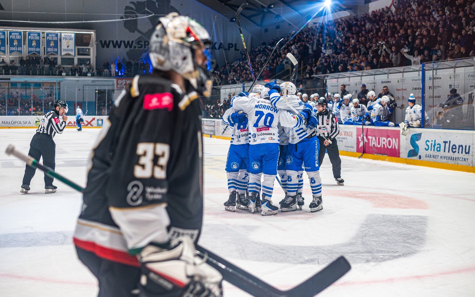 Unia Oświęcim rozbiła GKS Tychy i została liderem TAURON Hokej Ligi