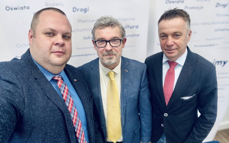 Porozmawiajmy o trwającej w Oświęcimiu zbiórce podpisów i spotkaniu z posłami Bochenkiem i Kanthakiem