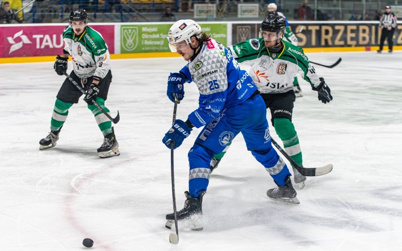 Unia Oświęcim vs JKH GKS Jastrzębie: Miażdżące 6:1! Taki pokaz siły kibice chcą oglądać