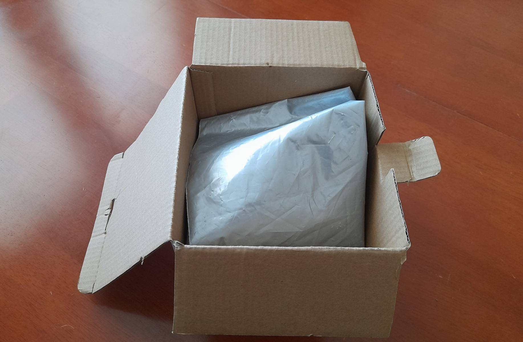 Oszustwo „na paczkę za pobraniem” wraca do Oświęcimia! Mieszkańcy stracili pieniądze