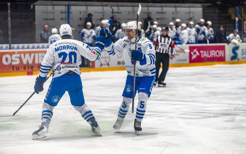 Unia Oświęcim z pierwszym zwycięstwem nad Toruniem! Emocje i pewne 6:3