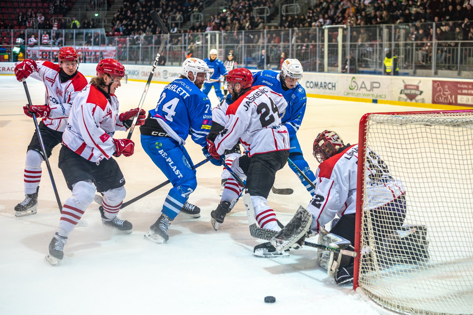 Unia Oświęcim z trzecim zwycięstwem z rzędu! Pewna wygrana 4:1 z Cracovią w Krakowie