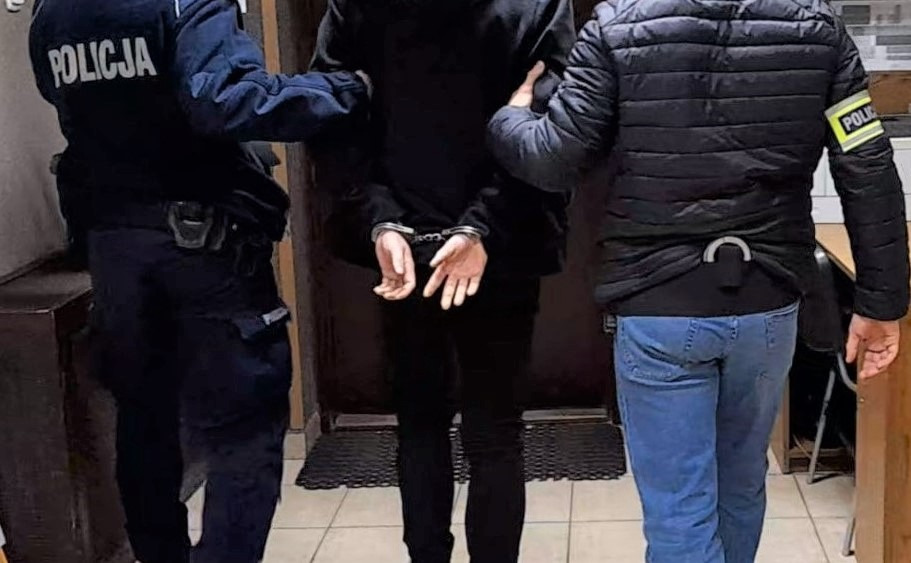 Chełmek: 40-latek znęcał się nad ojcem. Policja natychmiast odseparowała agresora