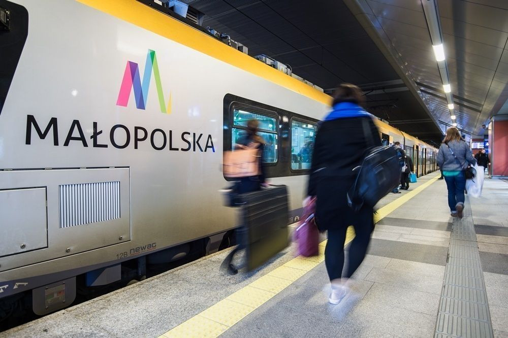 Jednym biletem szybciej do Krakowa. Małopolska uruchamia pilotaż w pociągach PKP Intercity