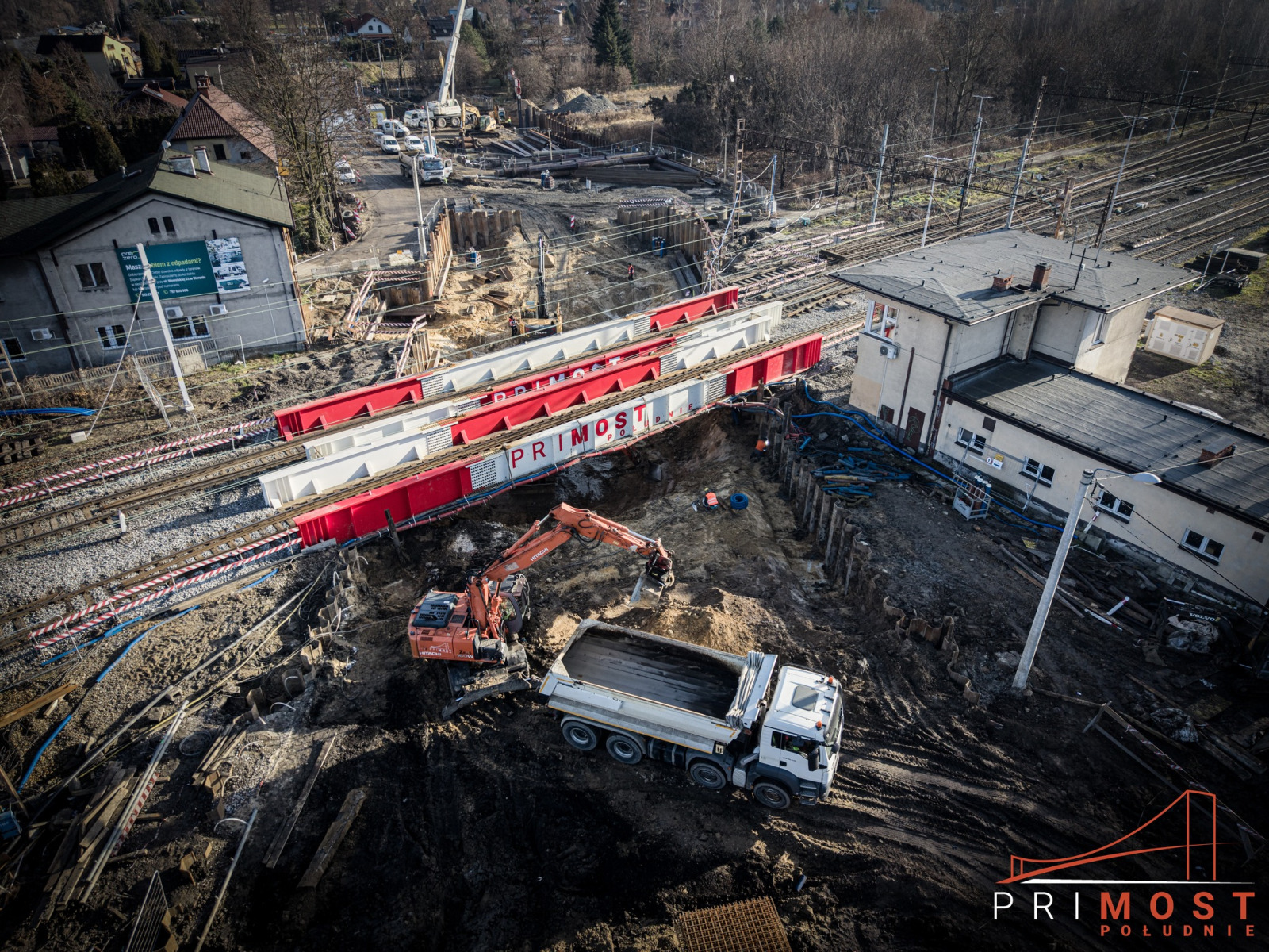 Tunel pod torami na ul. Wawelskiej rośnie w oczach. Kluczowy etap inwestycji w Bieruniu