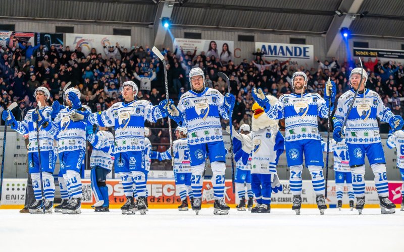 Demolka w Sanoku. Unia Oświęcim rozbiła STS 7:0 i umocniła się na pozycji lidera