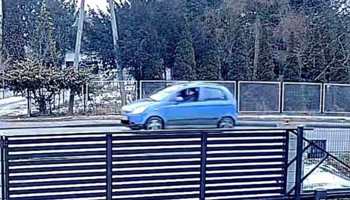 Nieznane osoby zaczepiały dzieci w Polance Wielkiej i Piotrowicach. Policja wyjaśnia sprawę