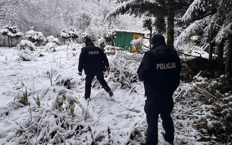 Mróz nie wybacza. Policja interweniowała w Oświęcimiu i Brzeszczach w ramach akcji „Zima”