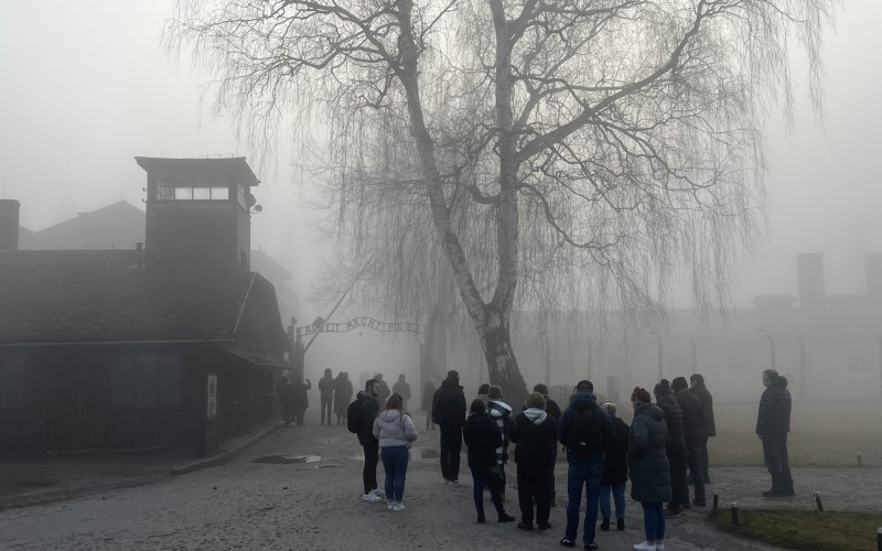 Koniec kolejek i nocnych wyjazdów. Od marca tylko jedna droga do zwiedzenia Auschwitz