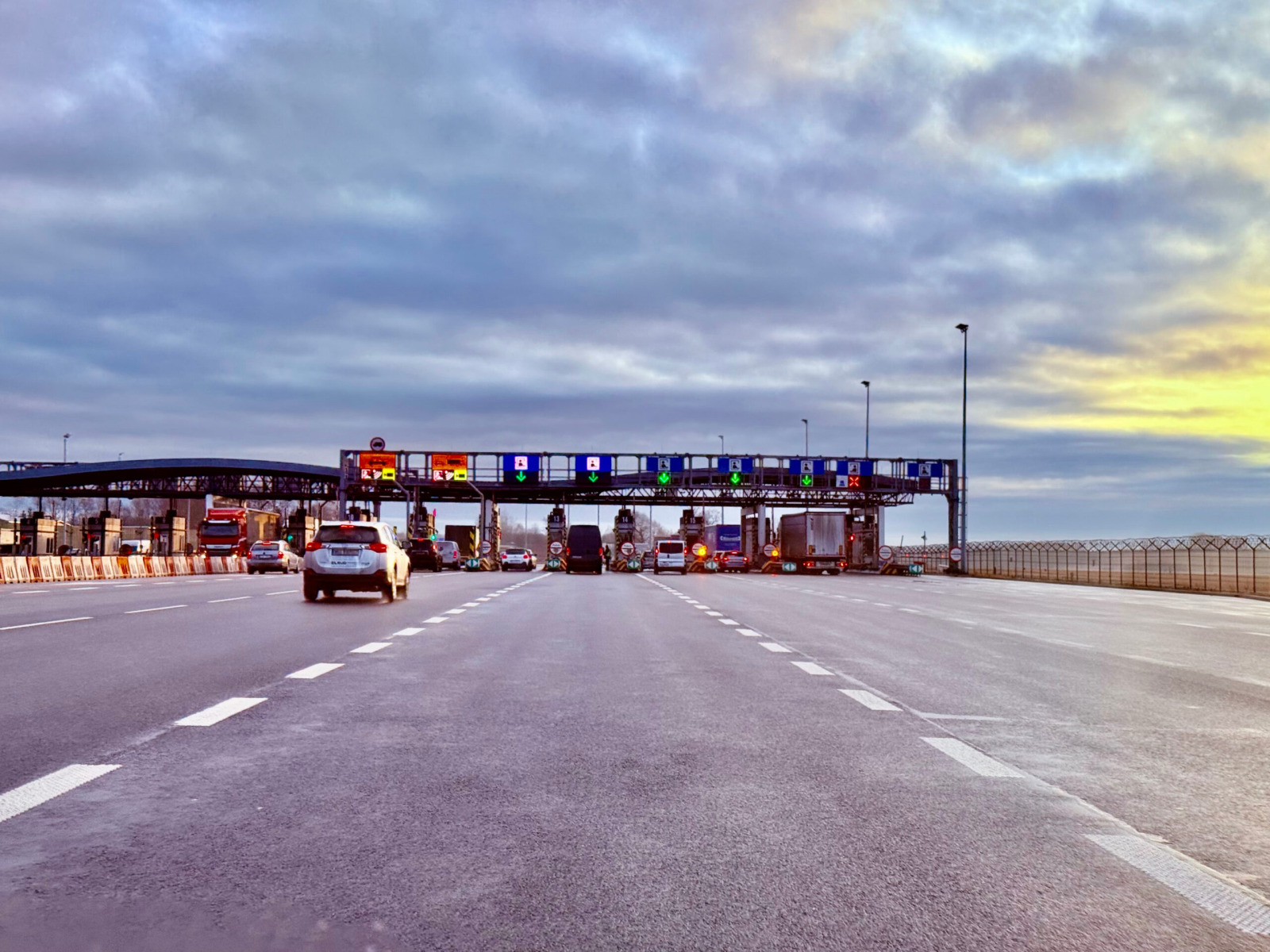 10 miliardów złotych na A4! Minister podpisał program rozbudowy autostrady Katowice-Kraków