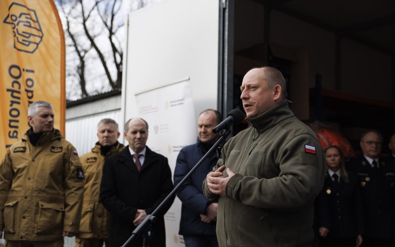 Prawie pół miliona złotych z rządu dla gminy Oświęcim! Nowy magazyn, sprzęt i szkolenia