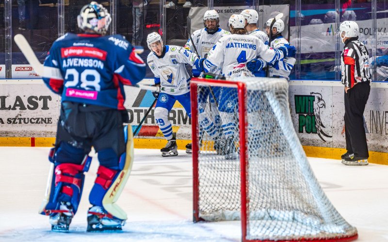 Pewne zwycięstwo! Unia rozbiła Toruń 4:0 i prowadzi w serii 3:2. Wtorek mecz o awans do półfinału!