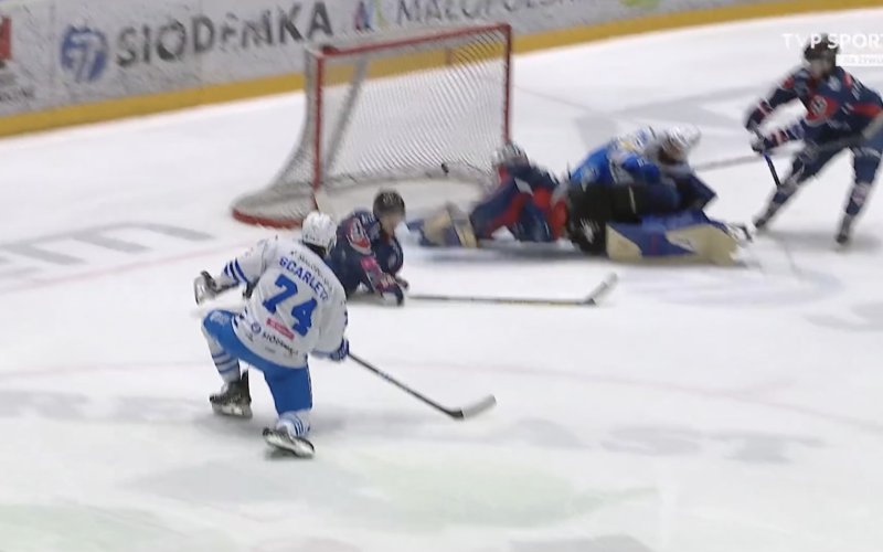 Reece Scarlett bohaterem! Unia Oświęcim w półfinale po złotym golu w dogrywce. Toruń pokonany 3:2