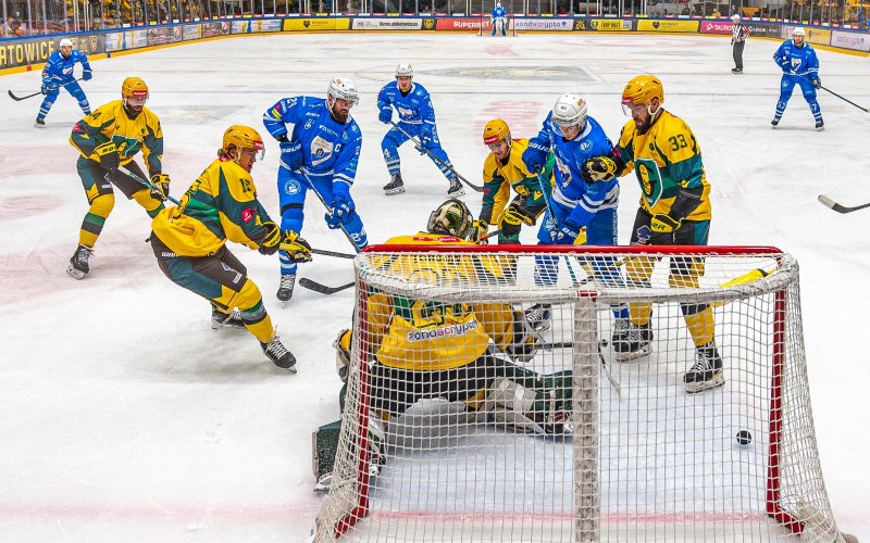 Unia Oświęcim – GKS Katowice 2:3 po dogrywce! Seria 0:2 dla GKS-u