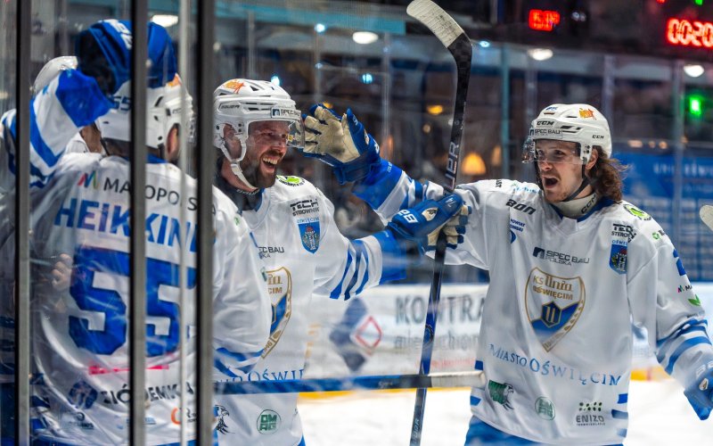 Unia Oświęcim remisuje serię! 4:2 z GKS-em Katowice, kuriozalny gol, Lundin bohaterem. Seria 2:2!