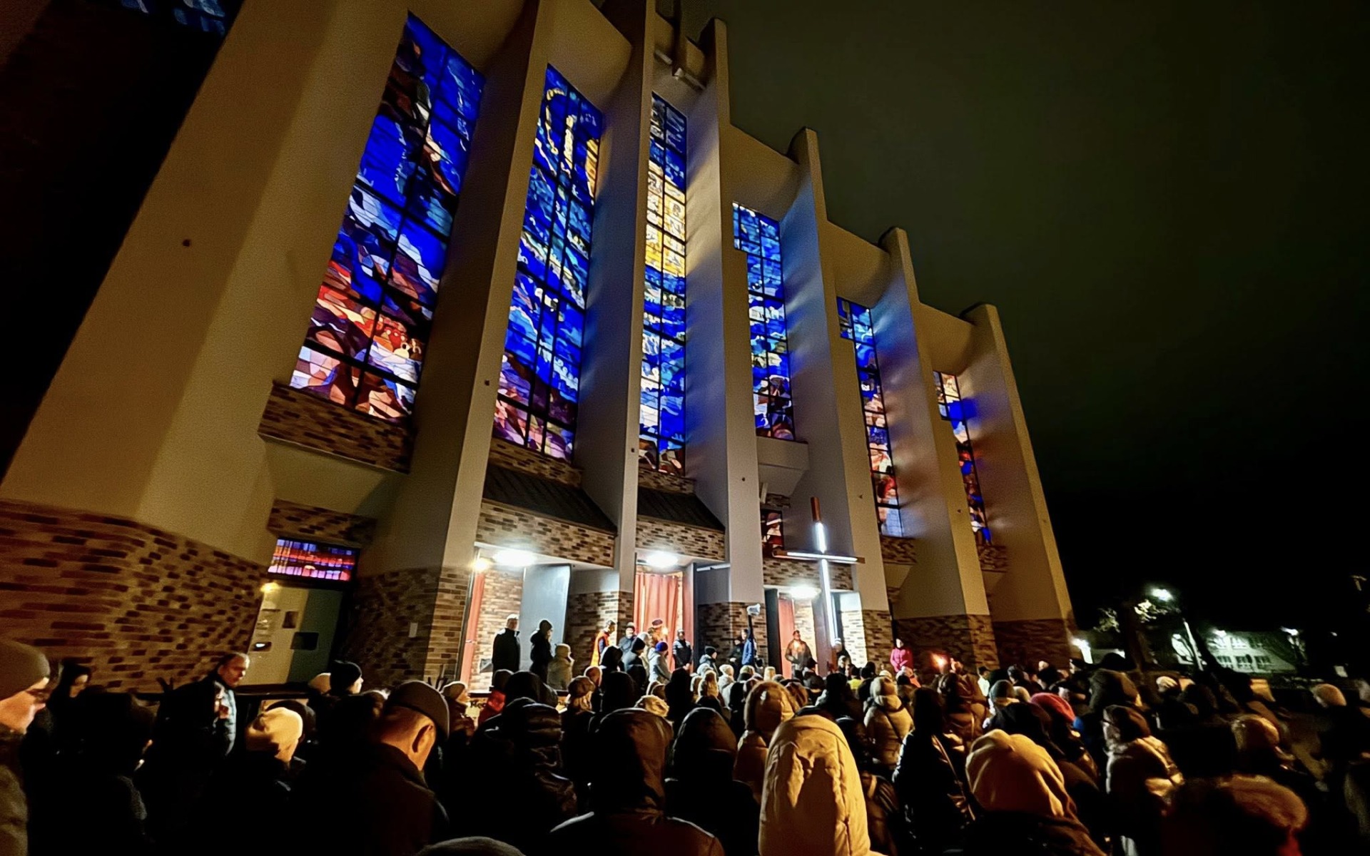 Piękne świadectwo wiary w Oświęcimiu! Setki osób w Drodze Krzyżowej ulicami miasta