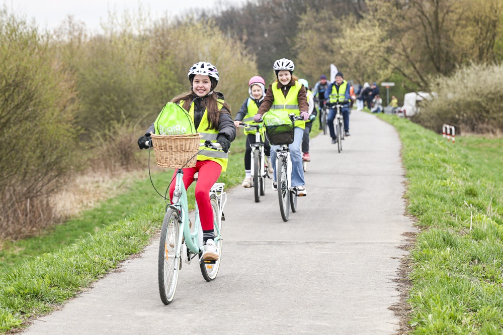 Nowy odcinek VeloSkawa otwarty. 20 km trasy rowerowej przez Dolinę Skawy w Małopolsce