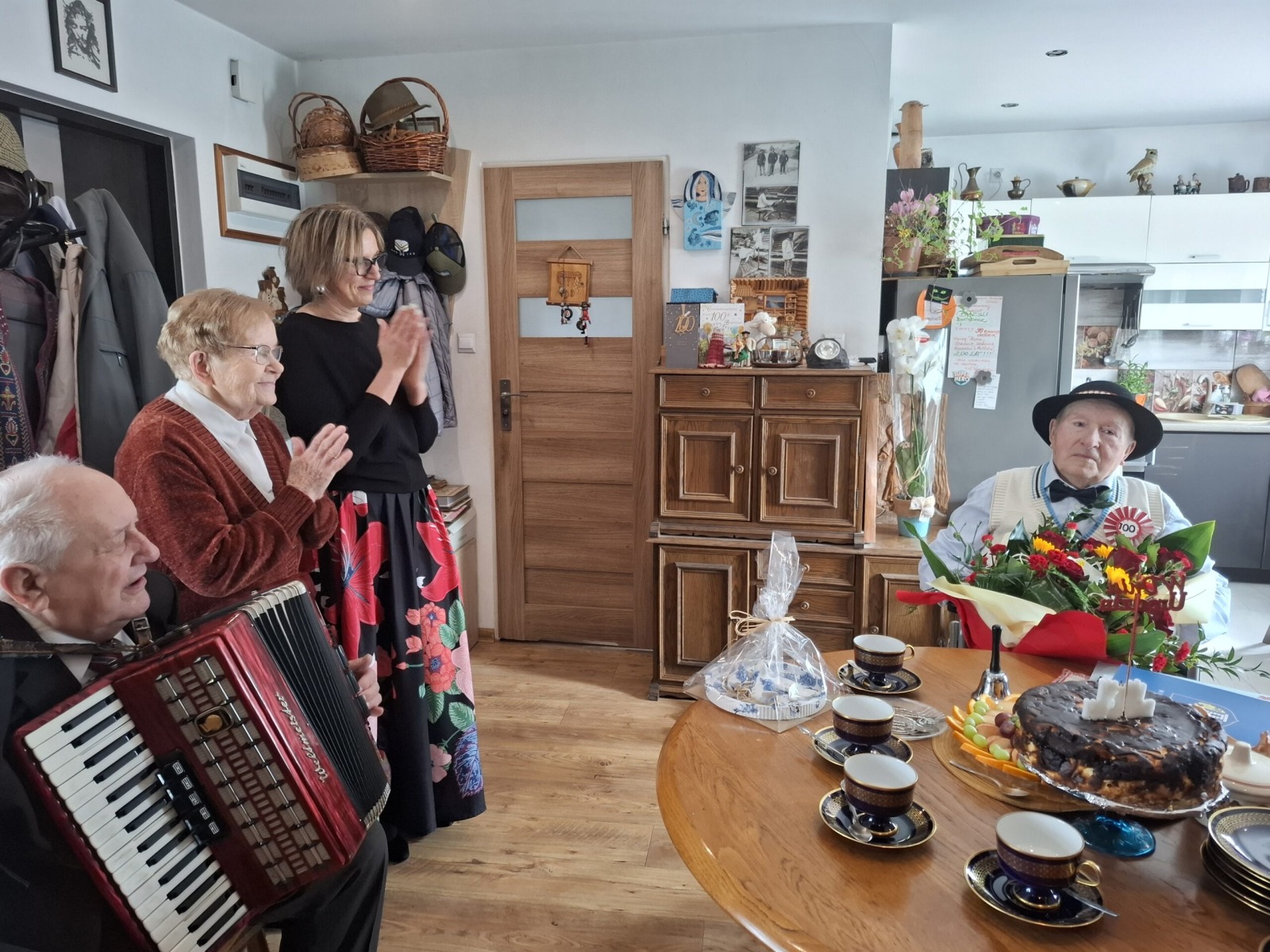 Mieszkaniec Oświęcimia świętuje setne urodziny. Poznaj jego niezwykłą historię