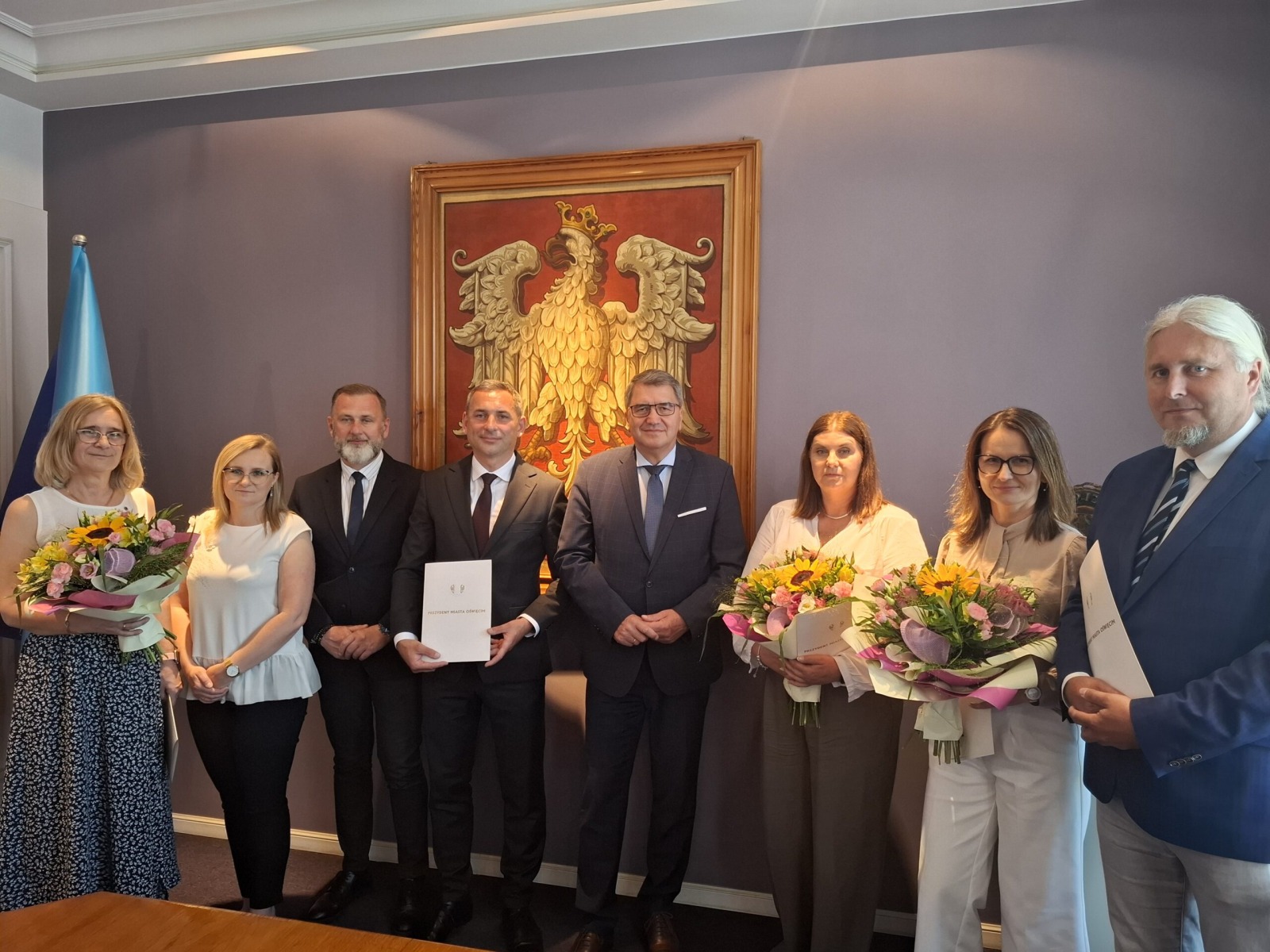 Nowi dyrektorzy szkół i przedszkoli w Oświęcimiu. Prezydent wręczył nominacje i przedłużył kadencje