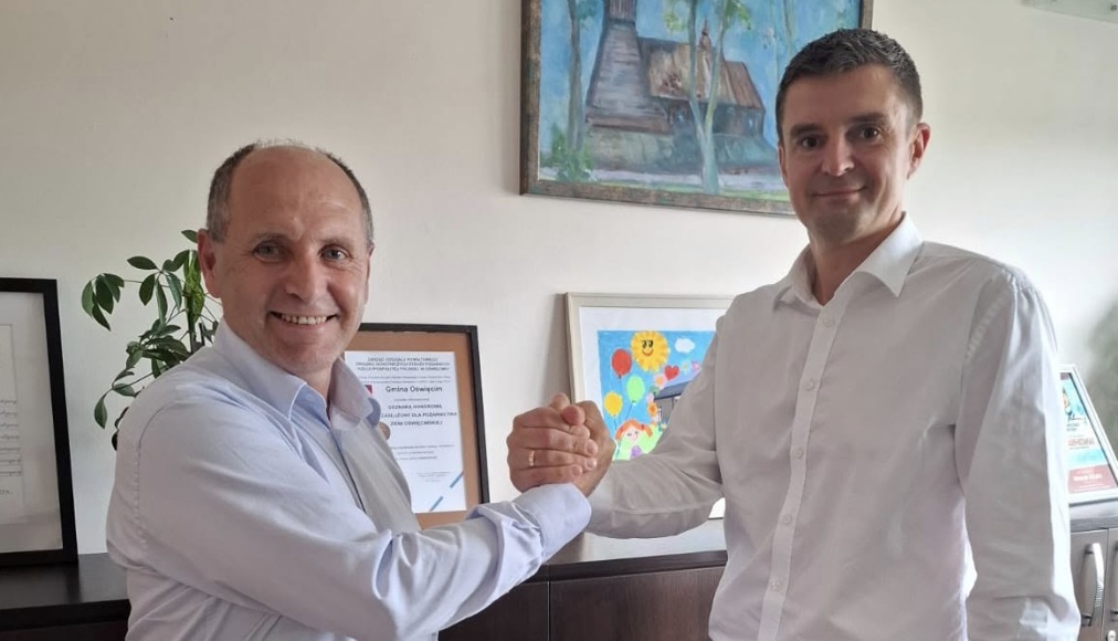 Ciepłociąg w Zaborzu ma zniknąć. Zastępca wójta: „nie umiem powiedzieć, kto zawinił”