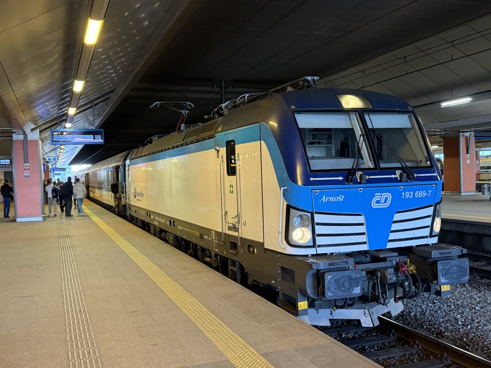Bilety okresowe Kolei Małopolskich honorowane w pociągach PKP Intercity na trasie Kraków–Oświęcim