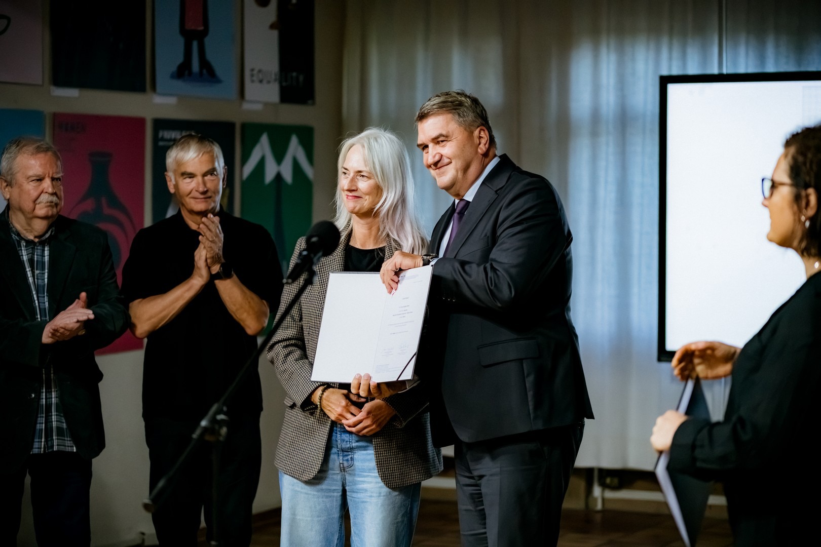Ewa Engler-Herer zdobyła Nagrodę Prezydenta Oświęcimia na 11. Biennale Plakatu
