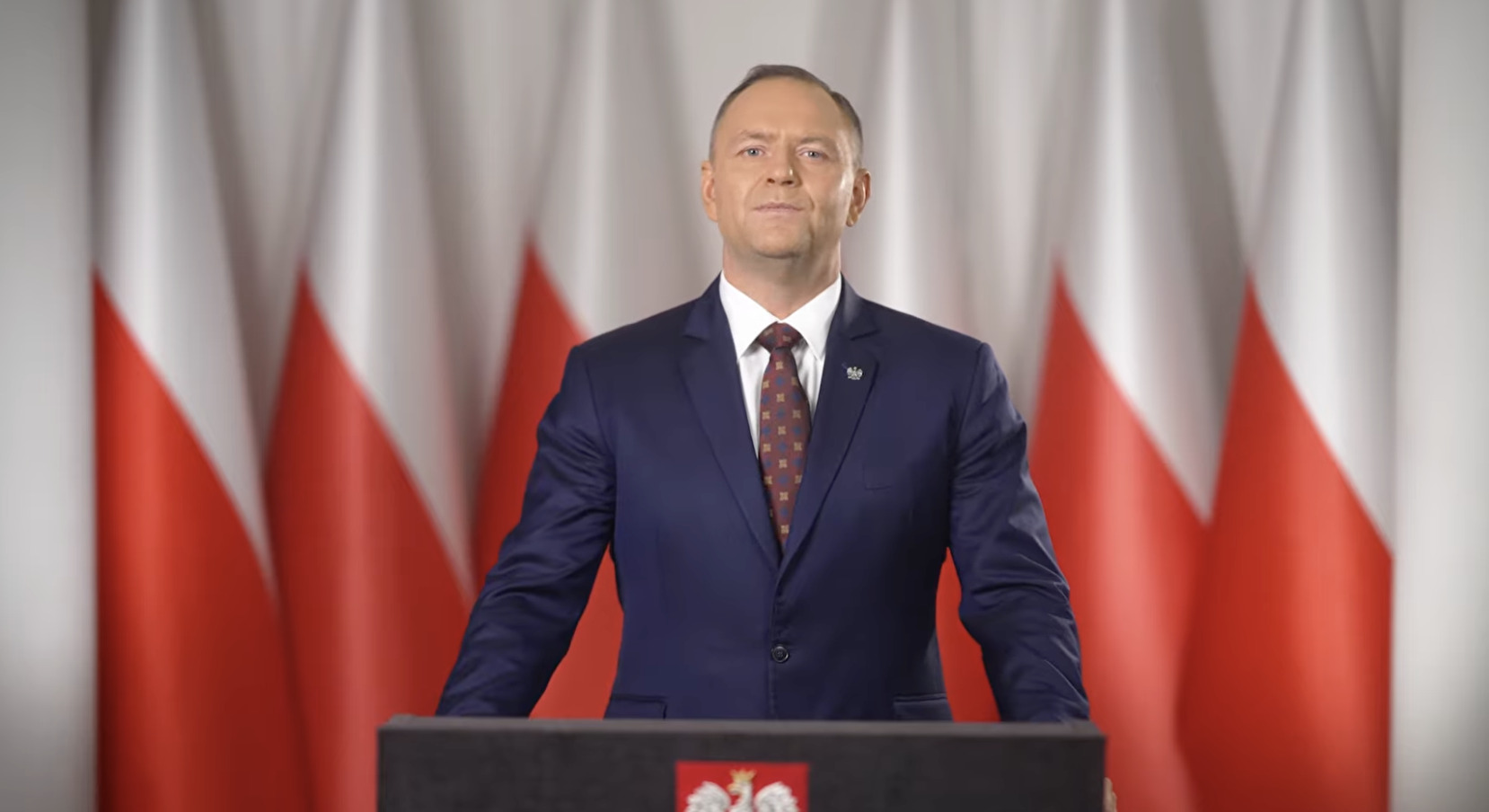 Prezydent Polski podpisał ustawę paliwową i żąda natychmiastowych obniżek cen na stacjach