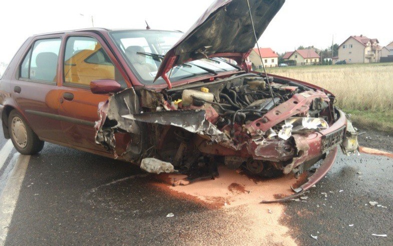 BABICE. Wypadek podczas wyprzedzania autobusu