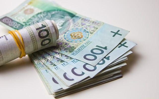 POWIAT. Chwilówka na święta - twój sposób na prezenty!