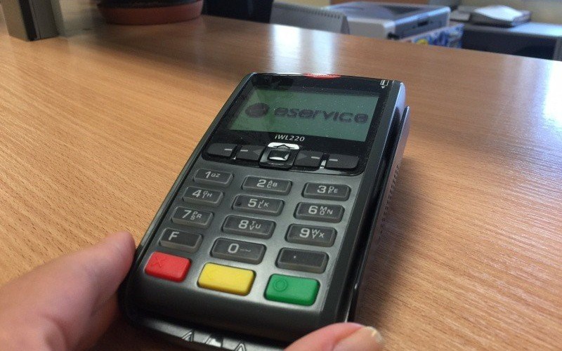 POWIAT. Terminale płatnicze ułatwiają załatwienie urzędowych spraw