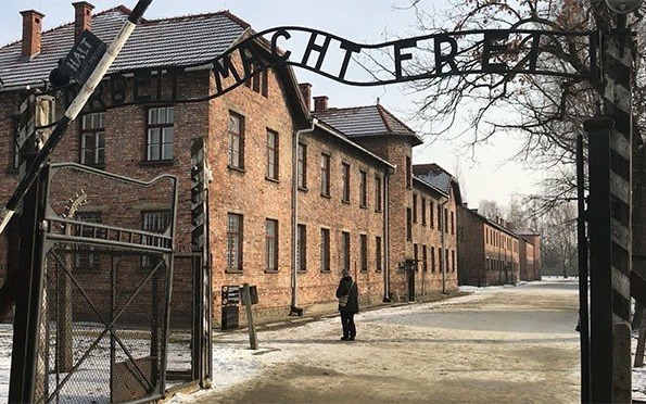 POWIAT. Uroczystości w Miejscu Pamięci przebiegły bez zakłóceń