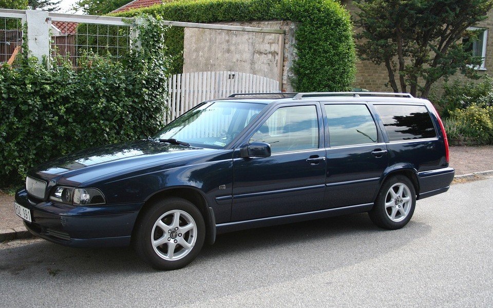 POWIAT. Jak kupić używany samochód?